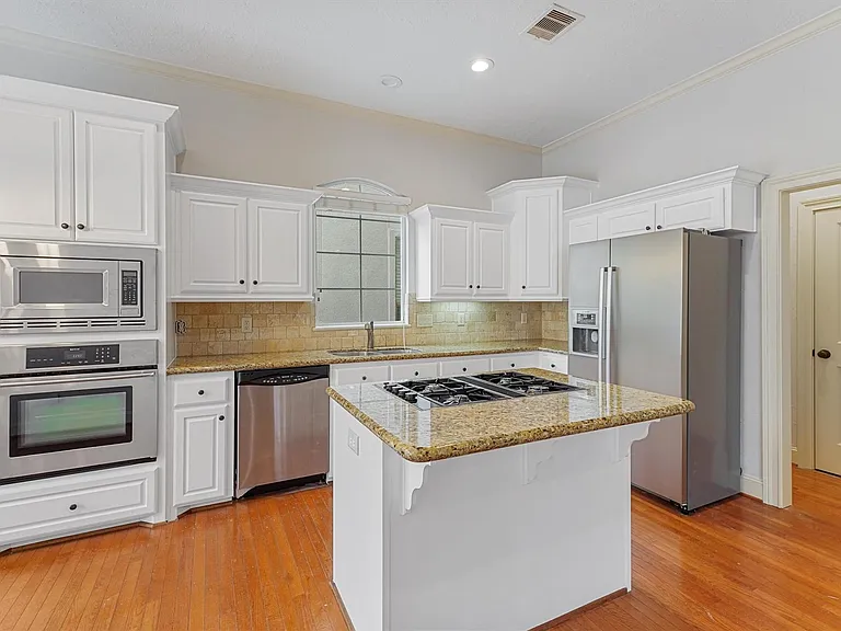 2418 Ralph St #A — Photo 14
