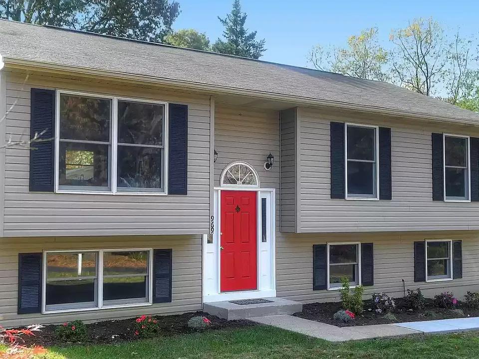 969 Mount Holly Dr