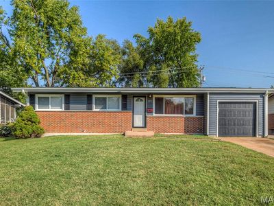 2375 Hummingbird Dr, Florissant, MO, 63033