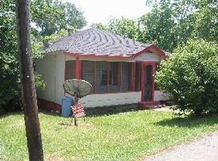 251 S Massengill St, Hazlehurst, MS 39083