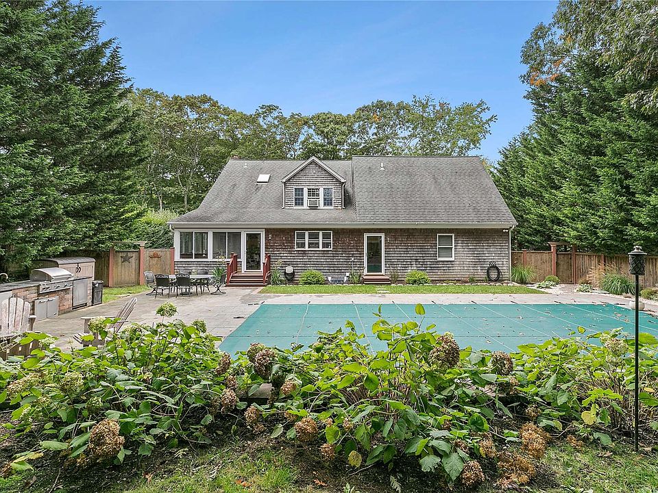 2230 Paradise Shores Rd Southold NY Zillow