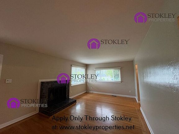 3rd image of 2461 Olive St