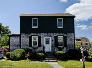 18 Draper Ave, Middletown, RI 02842