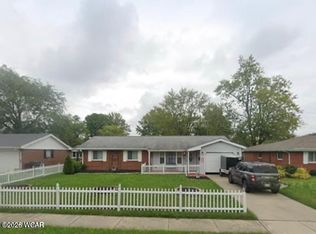 814 Mackenzie Dr, Lima, OH 45805