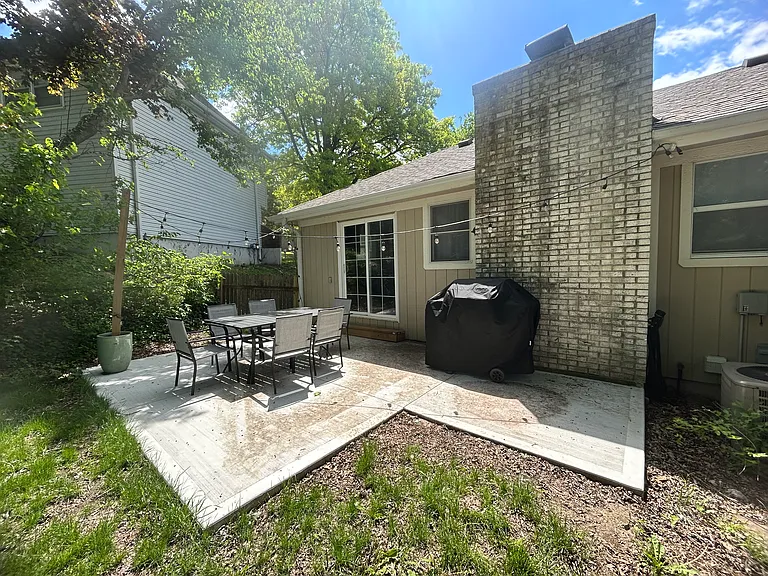 5817 NW Aspen Ln — Photo 12