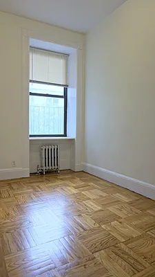 Rented by Metropolitan Equities | media 1