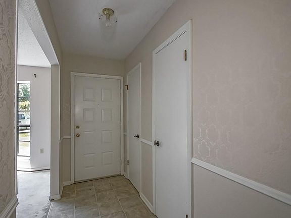 5th image of 509 Water Oak Ln
