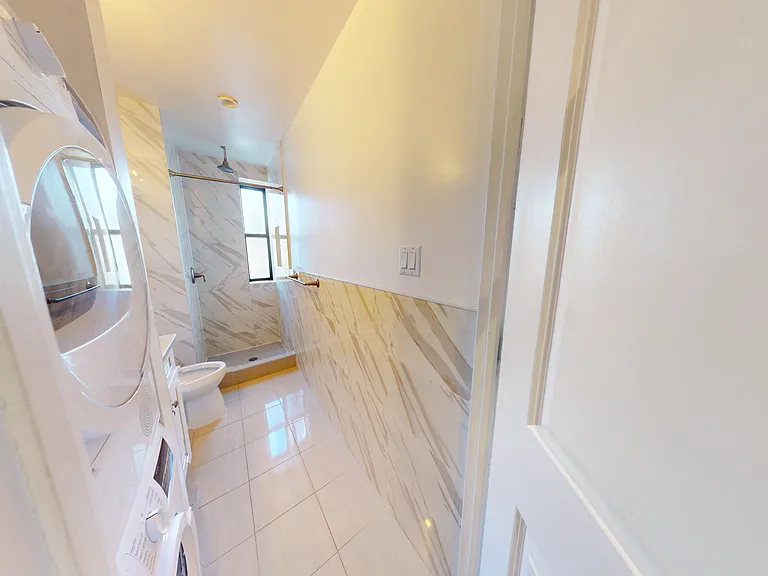 218 S 3rd St #33 — Photo 7