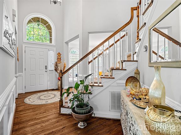 5th image of 21717 Shoveller Ct