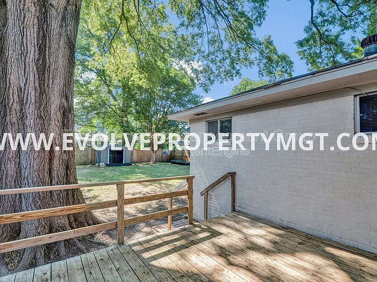1257 Whitewater Rd — Photo 23
