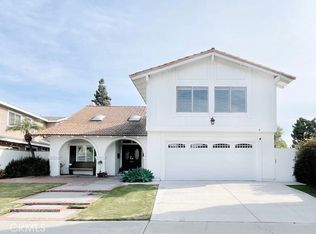 1096 Tulare Dr, Costa Mesa, CA 92626