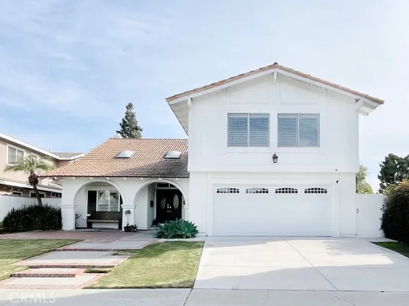 1096 Tulare Dr, Costa Mesa, CA 92626