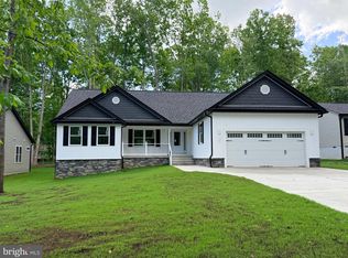 1233 Lakeview Pkwy, Locust Grove, VA 22508