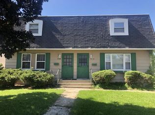 1017 S 7th St, Dekalb, IL 60115