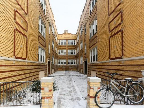 4411 N Kenneth Ave #A4