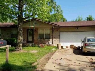 6325 Charlay Dr, Imperial, MO 63052