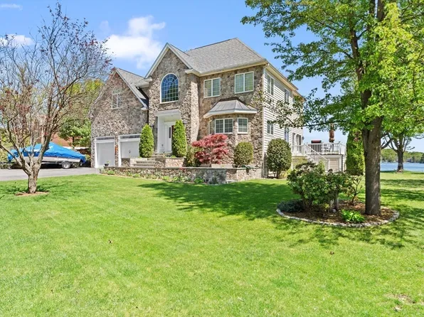 44 Fire Rd #12, Lunenburg, MA 01462