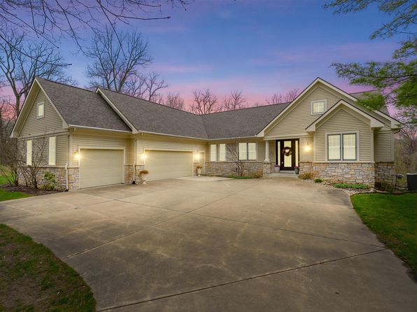 6229 E Bay Ln, Richland, MI 49083