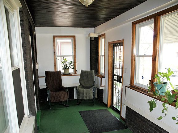 4th image of 7808 S Eberhart Ave
