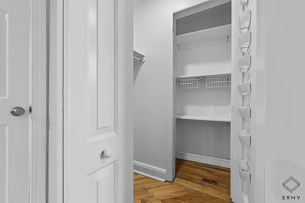 Rented by ERNY LLC | media 8