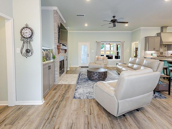 5th image of 6106 86th St