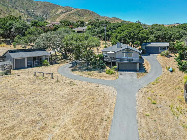 22340 Berry Dr, Salinas, CA 93908