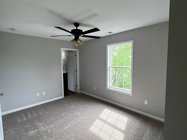 111 Judy Ct — Photo 17