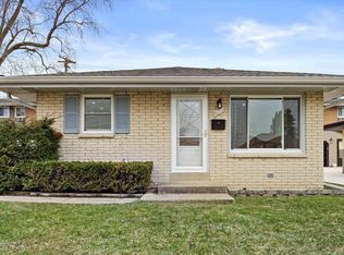 2622 Loraine Ave, Racine, WI 53404