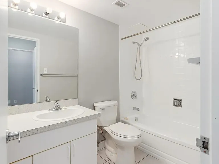 2105 90th Ave SW #1005-A — Photo 15
