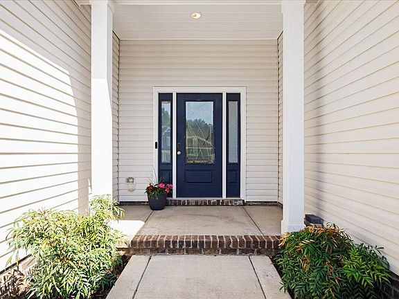 2nd image of 543 Joseph Alexander Dr