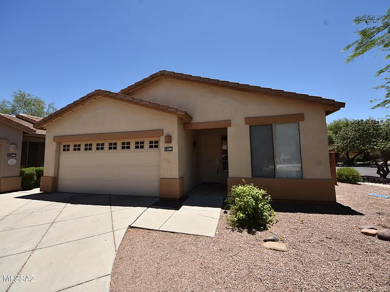 3390 N Camino Rio Colorado — Photo 1