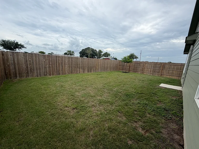 Barbarosa Rd — Photo 19