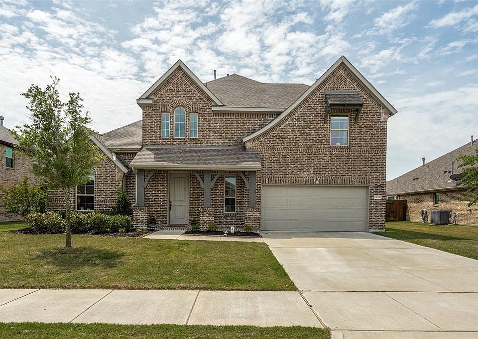 1st image of 3013 Charles Dr