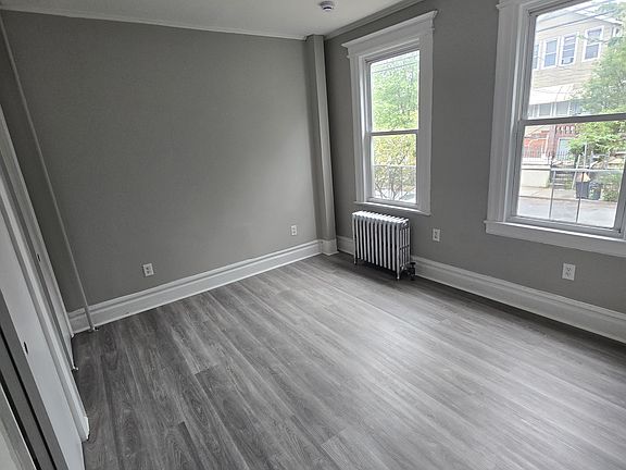 2nd image of 432 S 14th St #1C