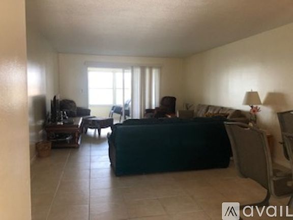 3rd image of 5925 Shore Blvd S APT 302