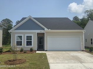 850 Schoolfield Dr, Sneads Ferry, NC 28460