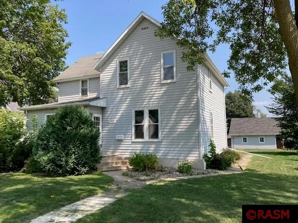 809 2nd Ave SW, Sleepy Eye, MN 56085