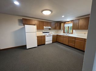 6 Chambers Ct, Brewer, ME 04412
