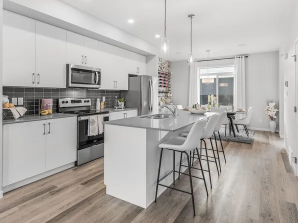 111 Rankin Dr NW, Saint Albert, AB T8N 7Z1
