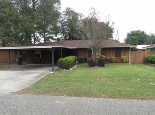 315 S 5th St, Nederland, TX 77627