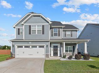 1408 Friar Rock Cir, Hope Mills, NC 28348
