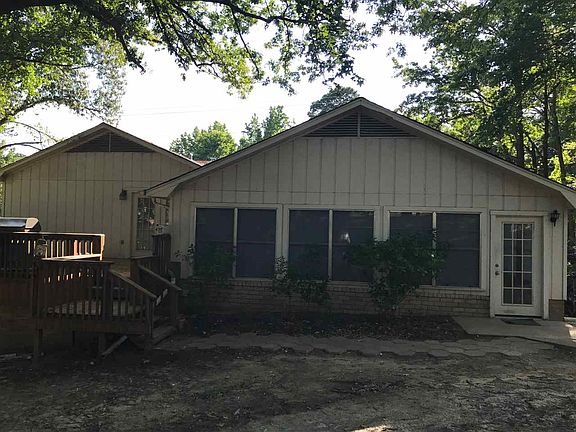 2nd image of 208 N Holiday Blvd
