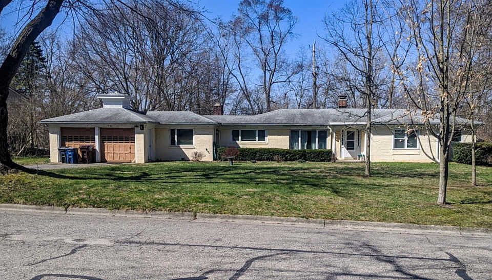 1st image of 314 Hilldale Dr