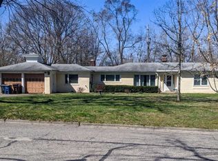 314 Hilldale Dr, Ann Arbor, MI