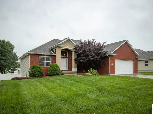 3415 Callaway Dr, Sedalia, MO 65301