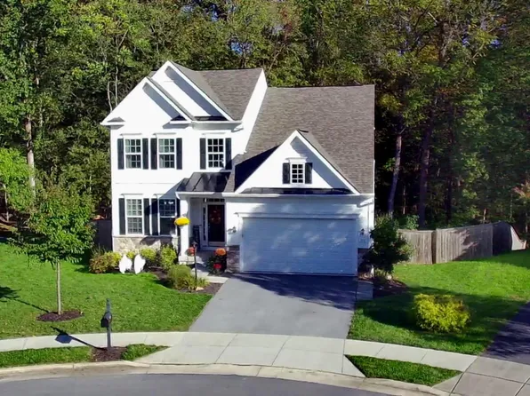 555 Flight O Arrows Way, Martinsburg, WV 25403