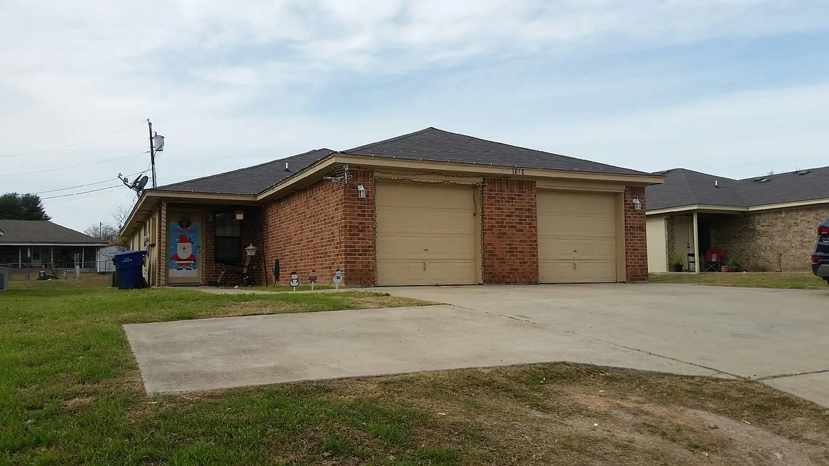 Building Photo - 1816 S FM 116 #A