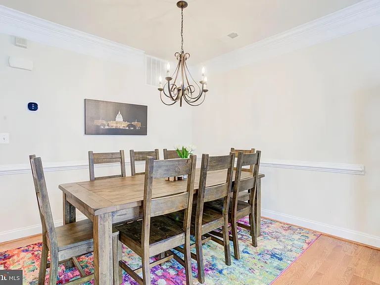 15160 Kentshire Dr — Photo 8