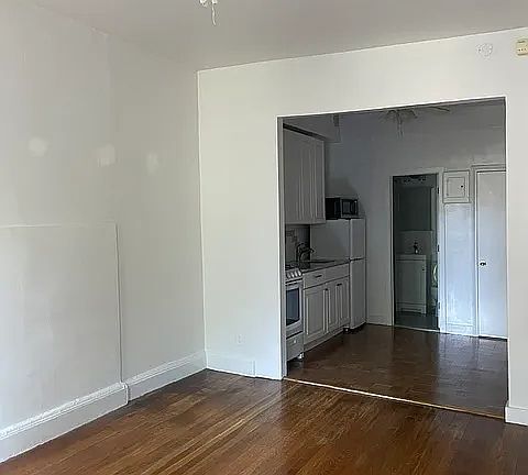 2nd image of 432 Prospect Ave APT 3B