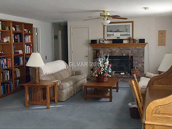 4th image of 2675 Mineral Dr